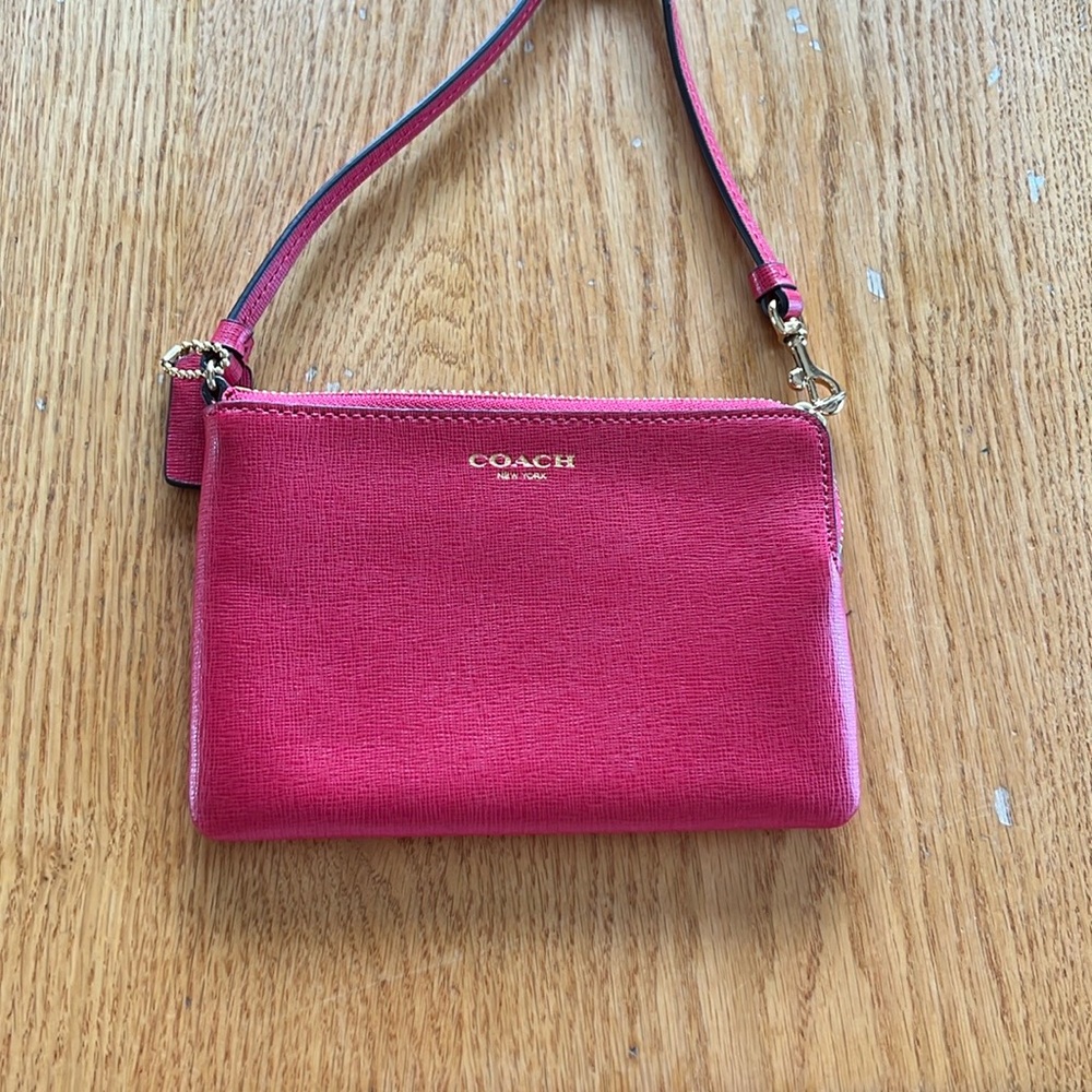 Coach Red Wristlet Clutch - Picture 2 of 8